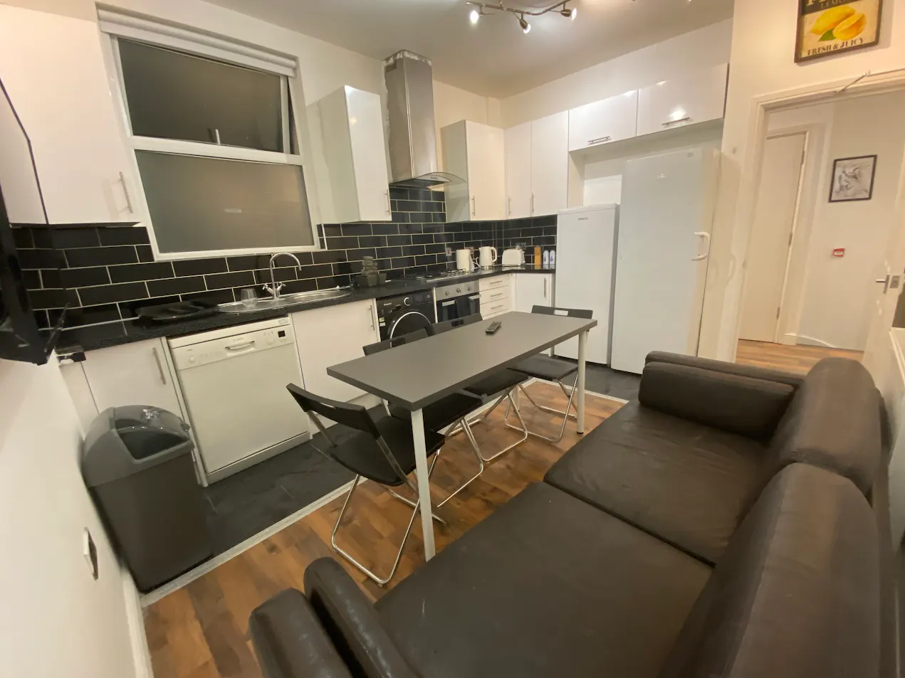 Double room in Denmark Hill 